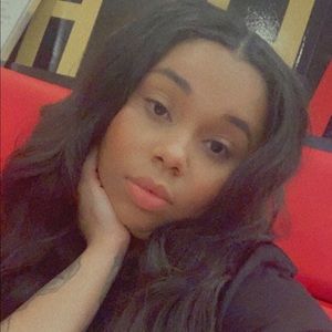 Meet your Posher, Kourtney